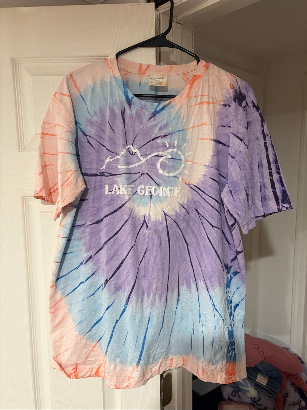 Men’s large Lake George Tie-Dye Tee